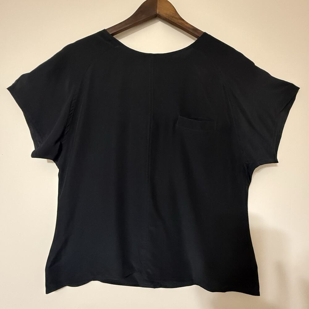 Vtg 100% Silk Black Classic S/S Blouse SIZE MEDIUM Ellen Ashley Womens Luxury